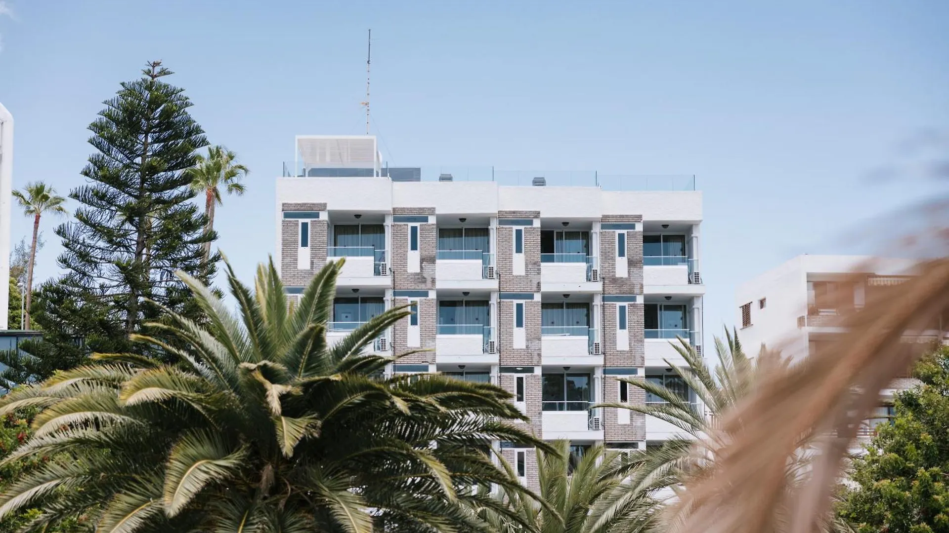Apartamentos Tarahal San Agustin